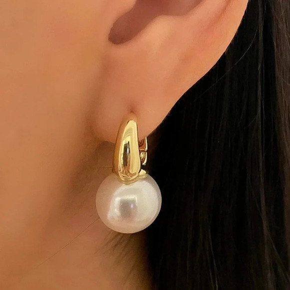 925 Sterling Silver Large Pearl Hoops Big Pearl Statement Earrings - Picture 1 of 4